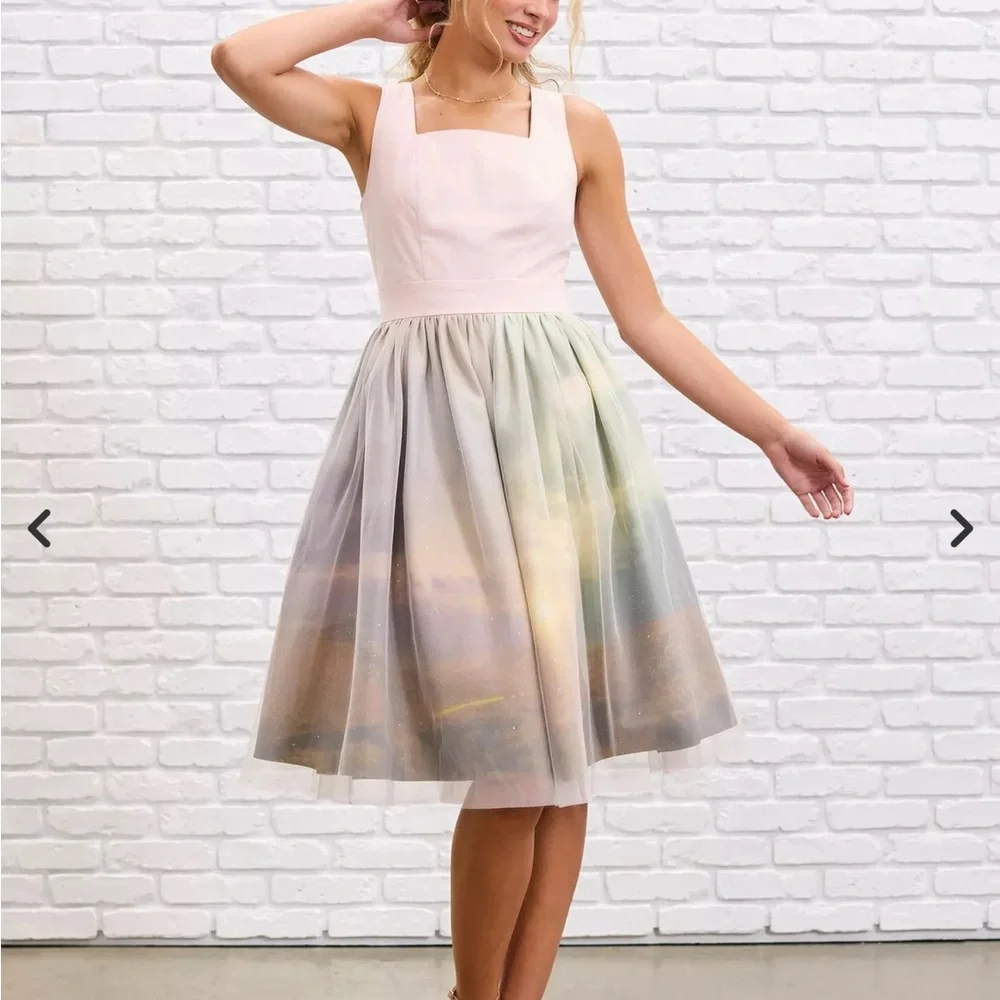 Her Universe emerald city wicked dress W M/6-8 - Picture 3 of 9